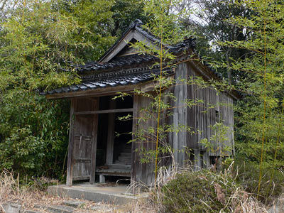 佐渡田切須諏訪神社社殿