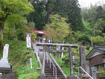 与板の八坂神社