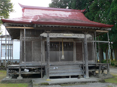 阿賀町野村の諏訪神社拝殿