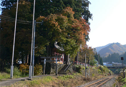 入広瀬村大栃山の守門神社