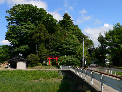 寺泊京ケ入の諏訪神社社地全景