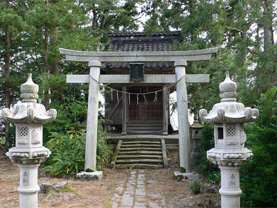 加茂市山島新田の諏訪神社二の鳥居