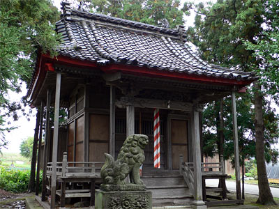 中西の諏訪神社社殿