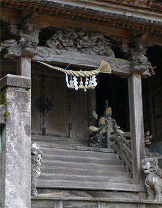 旧越路町岩田の岩田神社本殿