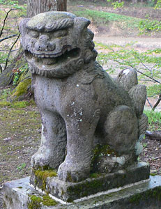 袴沢の十二神社狛犬（阿吽像）