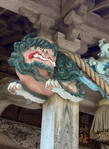 聖籠町次第浜の日枝神社拝殿の彫刻