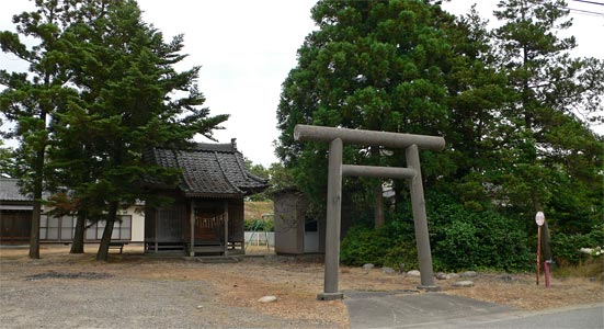 聖籠町道賀新田の神明社全景