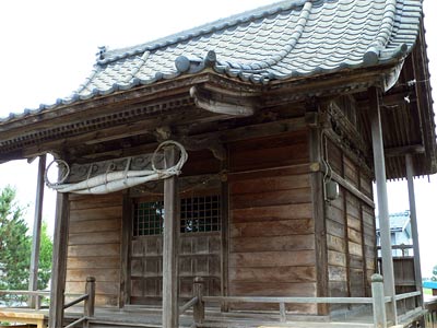 聖籠町桃山の神明社拝殿