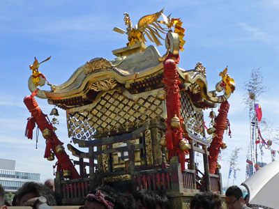 住吉行列の神輿（2012年新潟まつり）
