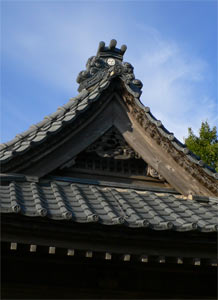 安尻の諏訪神社拝殿屋根