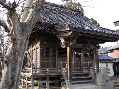 巻町並岡の神明社社殿