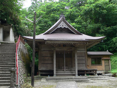 平林湯ノ沢の船玉神社社殿