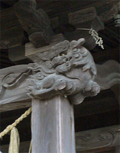 西笠巻新田の神明宮拝殿の彫刻