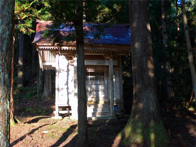旧下田村院内の白山神社社殿