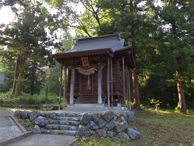 湯沢町の諏訪社境内の天神社