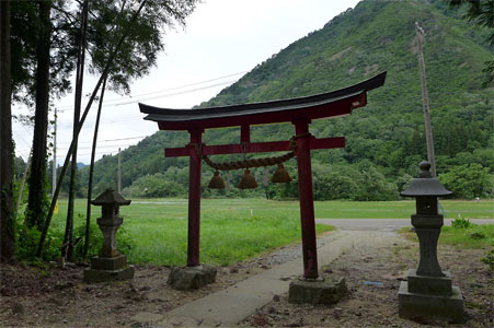 笠堀の山神社境内