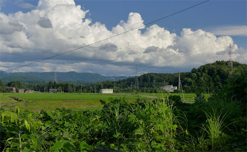 栃尾鴉ケ島の十二山神社からの眺望