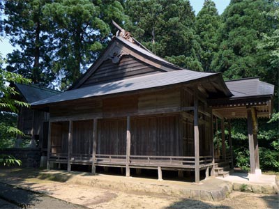 神田山神社社殿側面