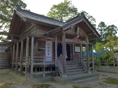 頚城村手島の白山神社社殿