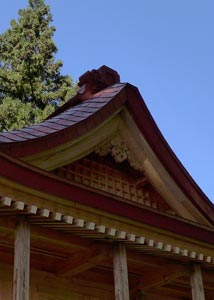 広神村親柄の十二山神社拝殿屋根