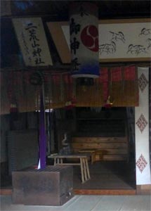 菱潟の二荒山神社社殿内部