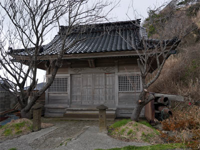 佐渡市江積の熊野神社社殿