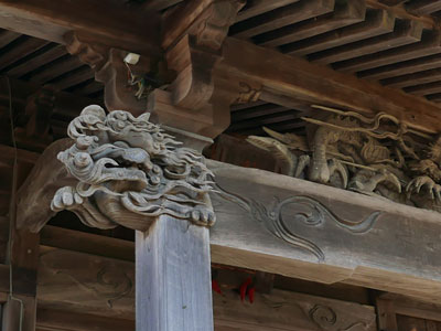 五泉市船越の熊野神社拝殿彫刻