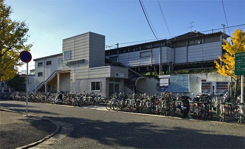 JR 新潟大学前駅外観