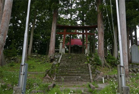 旧牧村棚広の菱神社社頭