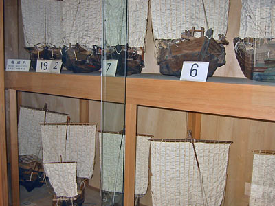金刀比羅神社収蔵庫の模型和船
