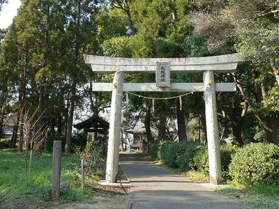 松坂神社参道入口