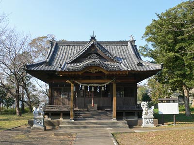 松坂神社社殿正面