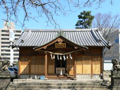 王子神社の拝殿