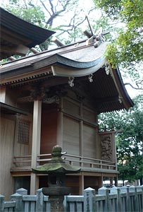 鷹松神社の本殿