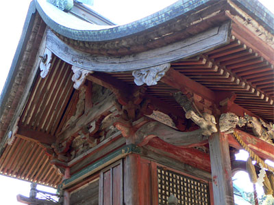 丹生神社の旧本殿屋根