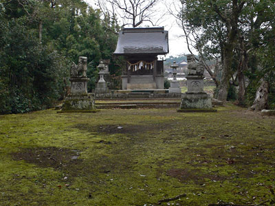 宇佐市上時枝の三島神社社殿