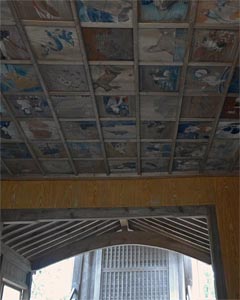 大分市東上野の土岐屋神社拝殿天井
